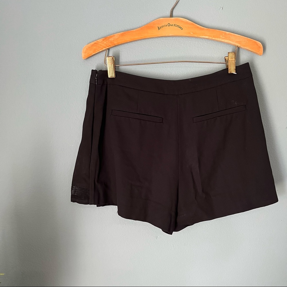 L'agence Mesh-Hem Flutter Shorts Size 6 - image 3